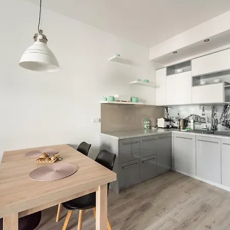 Ursynow Geometric Homey 아파트 *