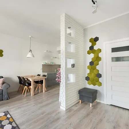 Ursynow Geometric Homey